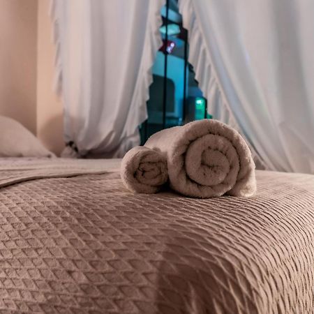 Hotel Zullymar Aptos Tamarindo Eksteriør billede