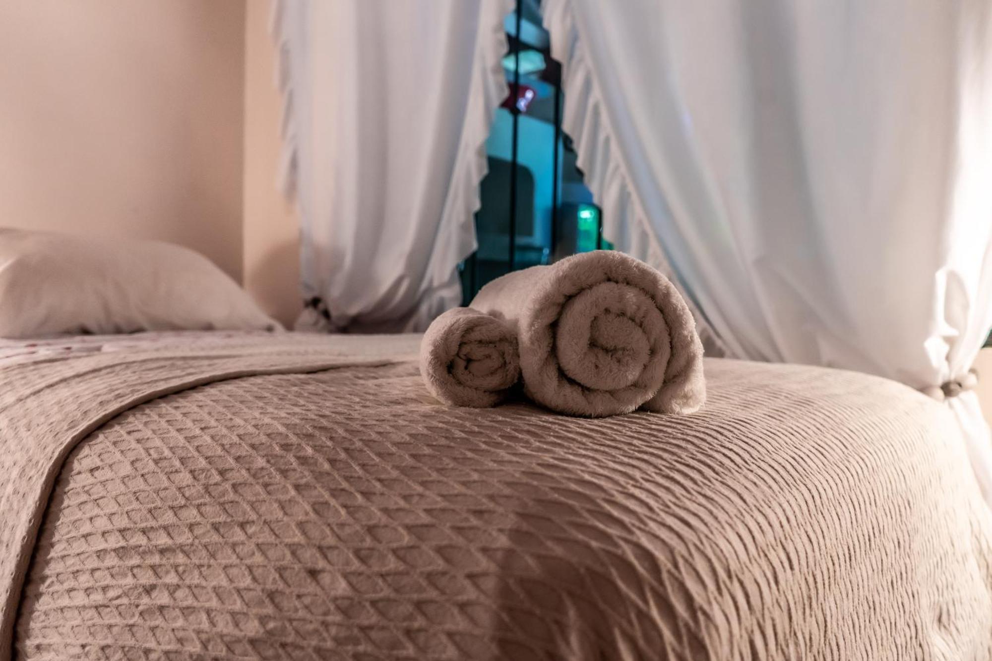 Hotel Zullymar Aptos Tamarindo Eksteriør billede