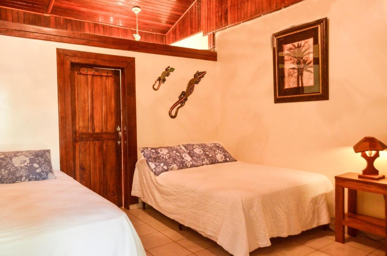 Hotel Zullymar Aptos Tamarindo Eksteriør billede