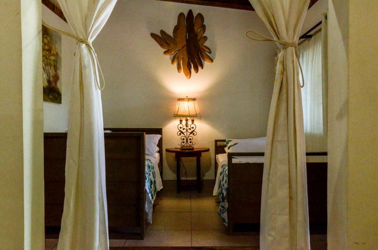Hotel Zullymar Aptos Tamarindo Eksteriør billede